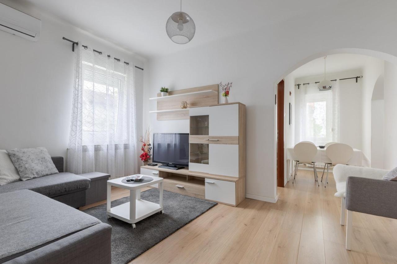 Lisinski Apartment With Private Parking Zagreb Ngoại thất bức ảnh